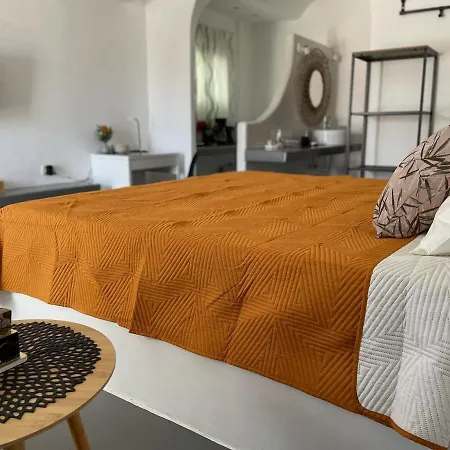 Cavalari Santorini - Sunny And Quiet #2 Apartment